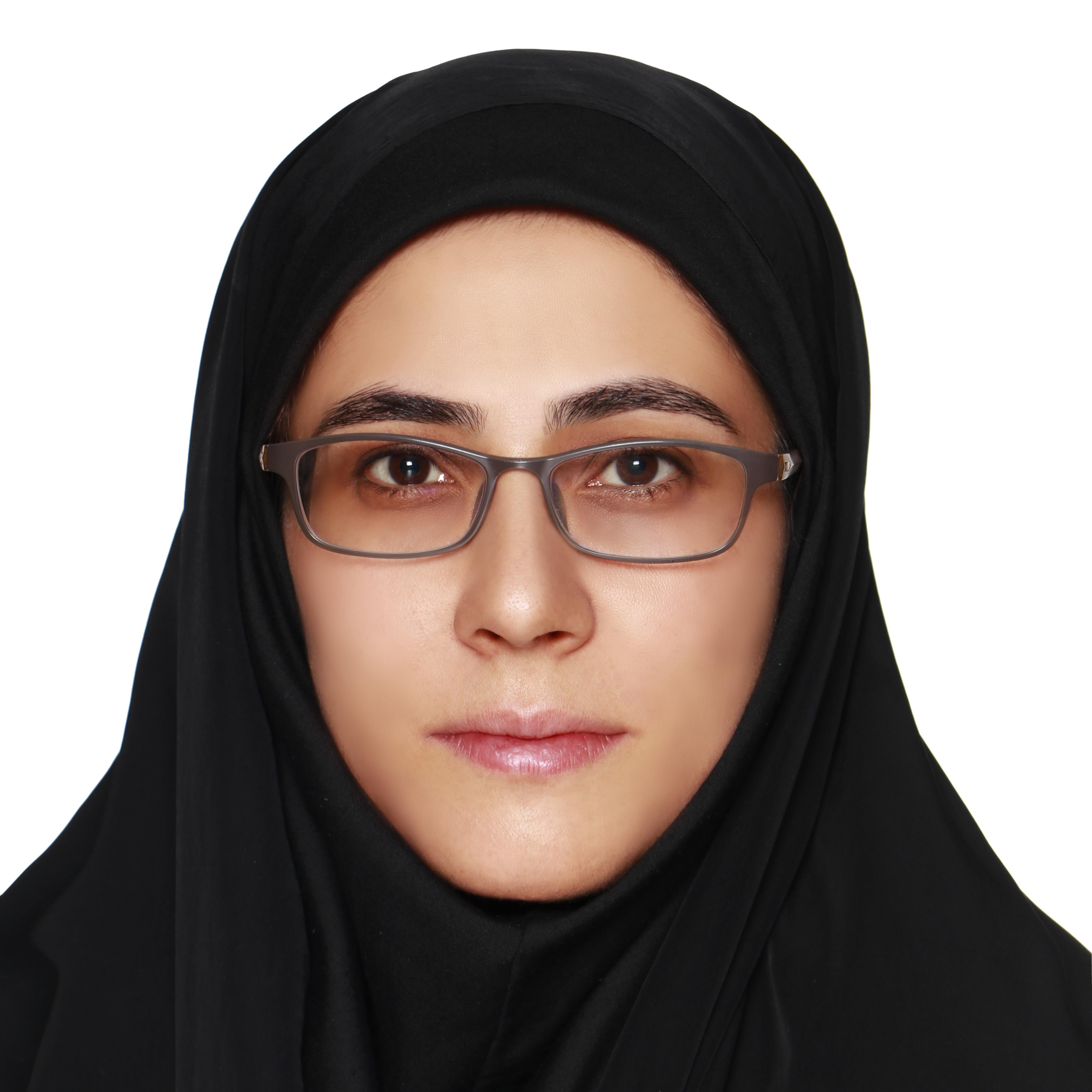 زینب مندعلی زاده