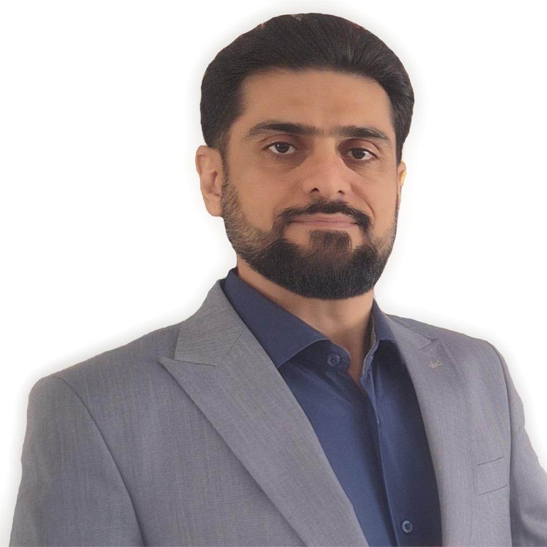 احسان منصوری